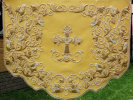 В золотошвейной мастерской монастыря изготовили облачение на престол в храм святителя Спиридона Тримифунтского на о. Корфу