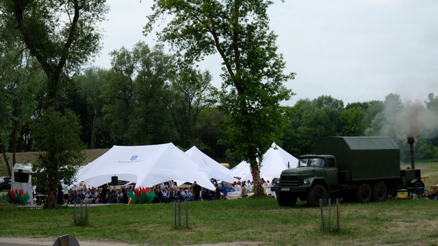3-DSCF3998.jpg