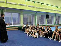 Беседа с воспитанниками спортивной школы по акробатике в рамках профилактики суицида среди детей