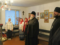 Архиепископ Брестский и Кобринский Иоанн посетил часовню святителя Николая в Доме ветеранов
