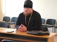 Клирик монастыря иерей Сергий Антипорук провел беседу со студентами БрГУ им. А.С.Пушкина