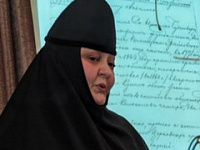 Насельница монастыря выступила с докладом, посвященном юбилейным датам Вежнянской Николаевской церкви и монастырского подворья