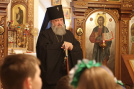 Учащиеся Воскресной школы поздравили с Рождеством Христовым архиепископа Брестского и Кобринского Иоанна