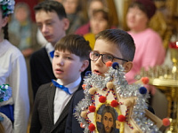 Воспитанники Воскресной школы монастыря поздравили Архиепископа Иоанна с праздником